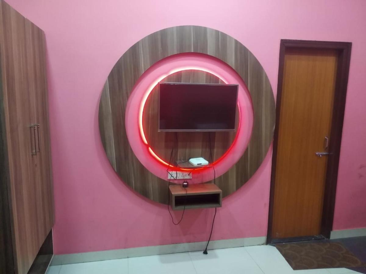 Negi'S Grand By Wb Hotels Kanpur Exterior photo